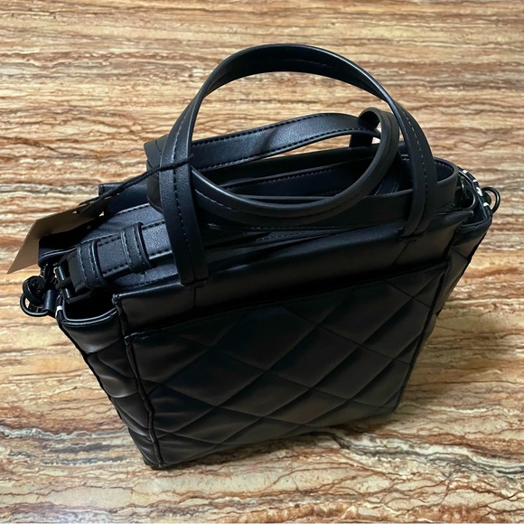 Steve Madden - Picture 3 of 7